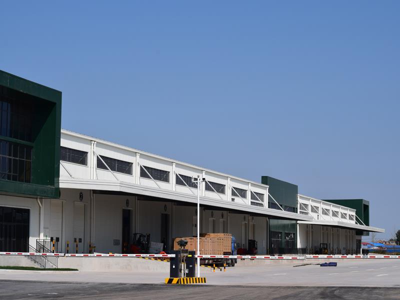 Plieno konstrukcijų technologijos logistikos miesto statybvietė